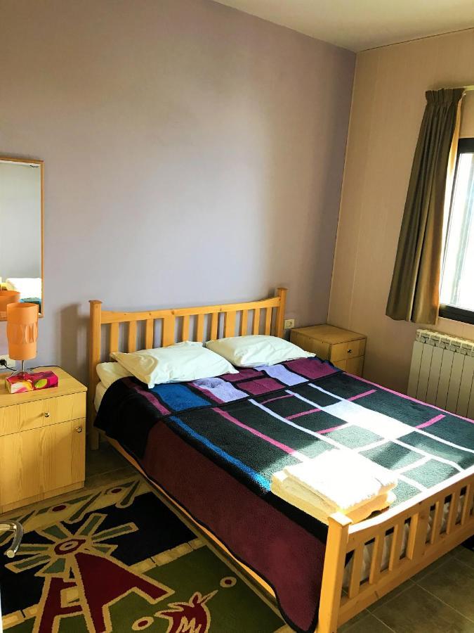 Stone Chalets Fārayyā Екстериор снимка